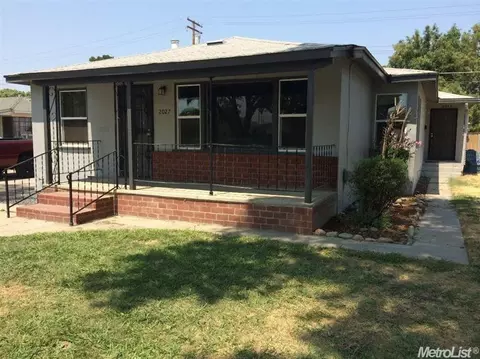 2027 Glendale Ave, Modesto, CA 95354 photo 1