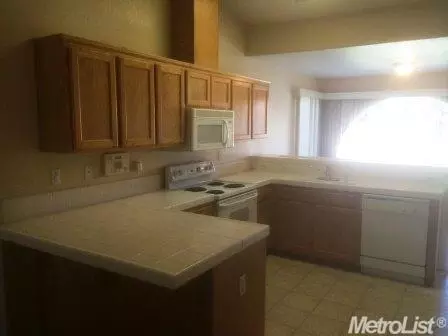 1588 Via Del Pettoruto, Gustine, CA 95322 photo 4