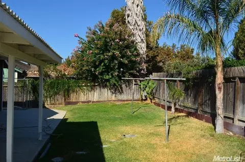 203 Lapwing Ln, Galt, CA 95632 photo 15