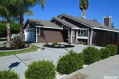 203 Lapwing Ln, Galt, CA 95632 photo 6