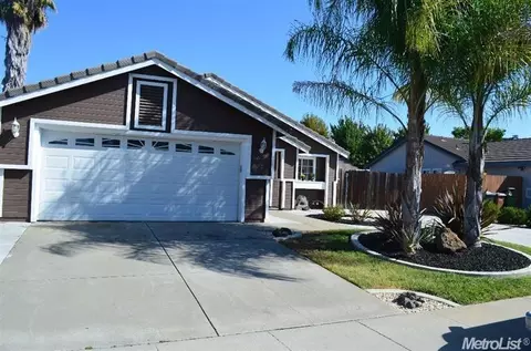 203 Lapwing Ln, Galt, CA 95632 photo 7