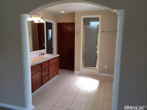 1483 Delaware Ct, Turlock, CA 95382 photo 11