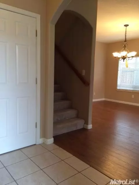 1483 Delaware Ct, Turlock, CA 95382 photo 2