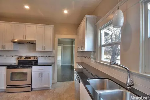 205 Prospect St, Ripon, CA 95366 photo 6