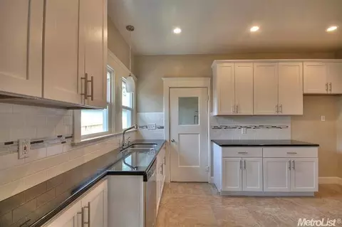 205 Prospect St, Ripon, CA 95366 photo 10