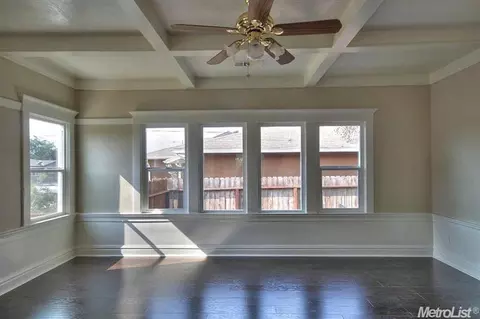 205 Prospect St, Ripon, CA 95366 photo 4