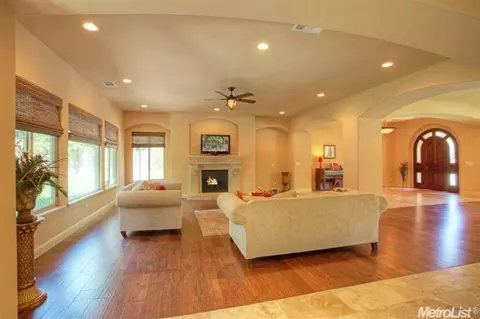 1615 Elsdon Cir, Carmichael, CA 95608 photo 6