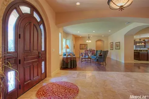 1615 Elsdon Cir, Carmichael, CA 95608 photo 4