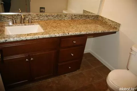 1055 Waylinn, Tracy, CA 95376 photo 9