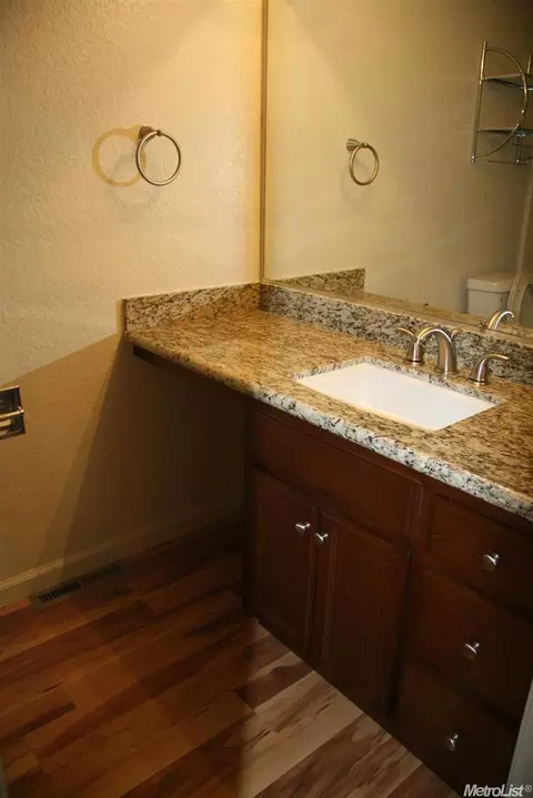 1055 Waylinn, Tracy, CA 95376 photo 10