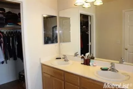 4221 Eagle Ridge Way, Antelope, CA 95843 photo 12