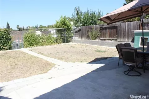 4221 Eagle Ridge Way, Antelope, CA 95843 photo 13