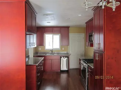 2013 Celeste Dr, Modesto, CA 95355 photo 4