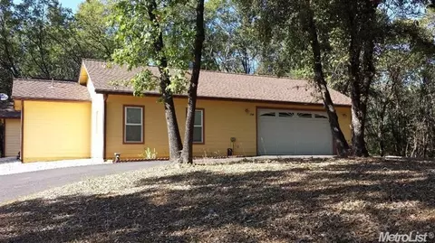 1140 White Oak Dr, Colfax, CA 95713 photo 2