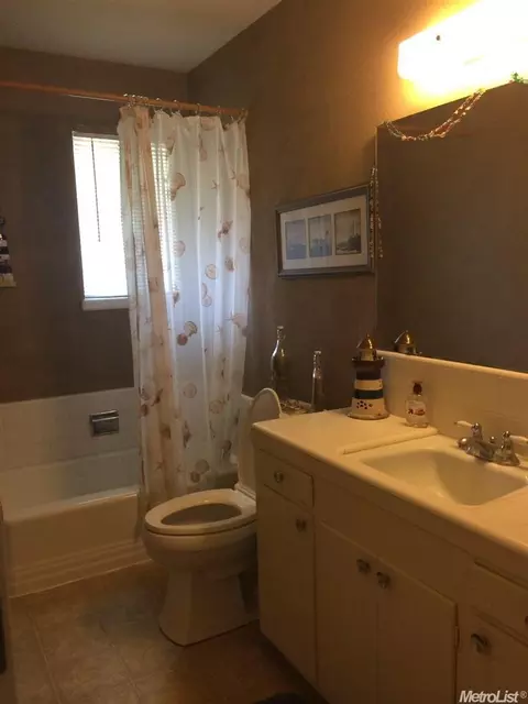 2301 Corbin, Lodi, CA 95242 photo 10