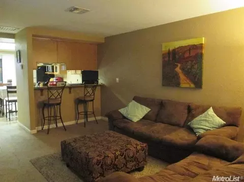 4009 Elmo Loop #b, Modesto, CA 95356 photo 3