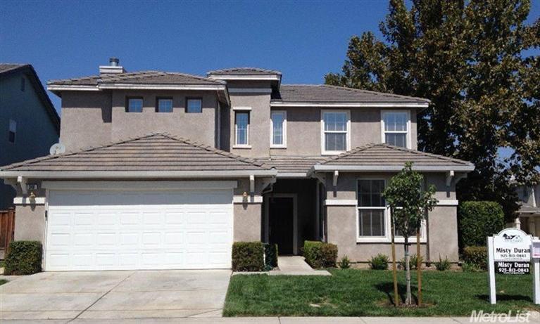 349 Burlington Dr, Tracy, CA 95376 photo 1