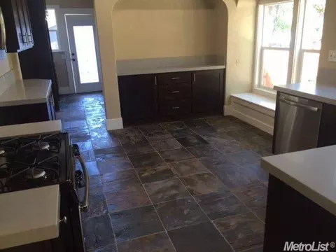 219 Hackberry Ave, Modesto, CA 95354 photo 4