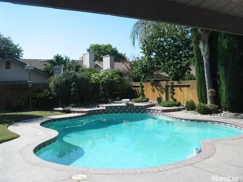 1905 Walnut Tree Dr, Modesto, CA 95355 photo 10