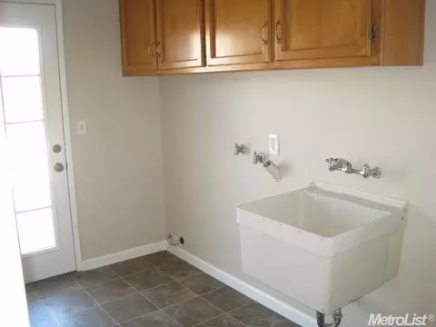 1761 Smith Dr, Turlock, CA 95382 photo 7