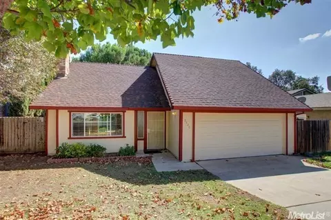 2526 Pinnacles Dr, Rocklin, CA 95677 photo 1