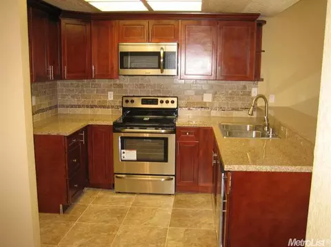 7828 Caber, Antelope, CA 95843 photo 2