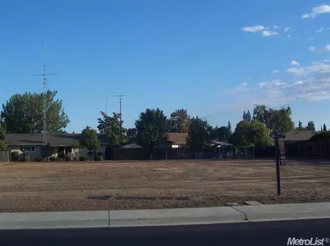 2303 Cochran Rd, Lodi, CA 95242 photo 5