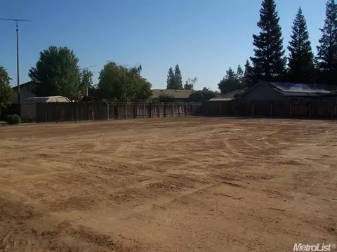 2303 Cochran Rd, Lodi, CA 95242 photo 2