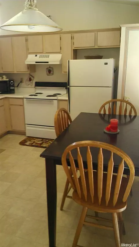 132 N Mcclure Rd, Modesto, CA 95357 photo 7