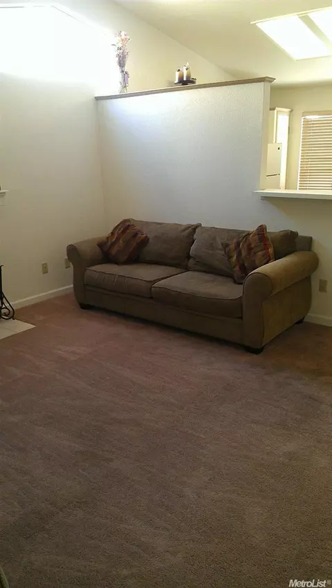 132 N Mcclure Rd, Modesto, CA 95357 photo 5