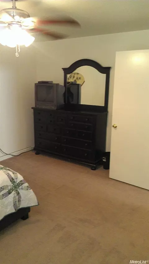132 N Mcclure Rd, Modesto, CA 95357 photo 12
