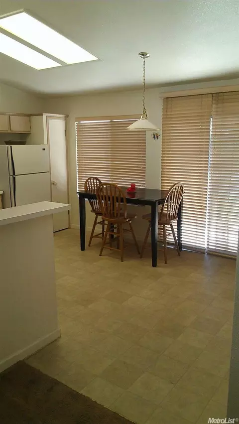 132 N Mcclure Rd, Modesto, CA 95357 photo 8