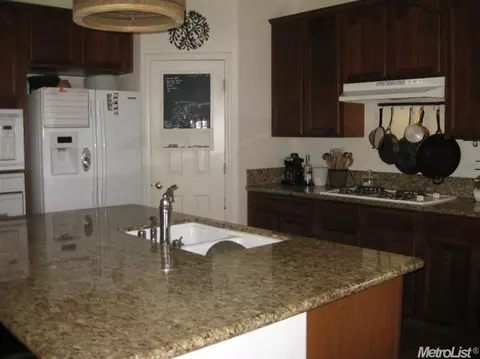 4213 Kindred Ct, Modesto, CA 95356 photo 5