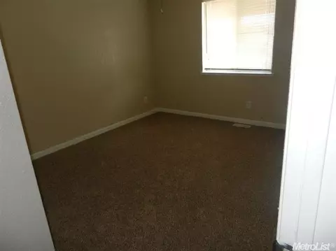 915 Brentwood Ave, Gustine, CA 95322 photo 9