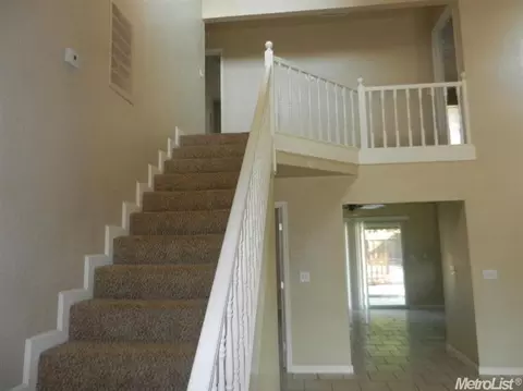 915 Brentwood Ave, Gustine, CA 95322 photo 2