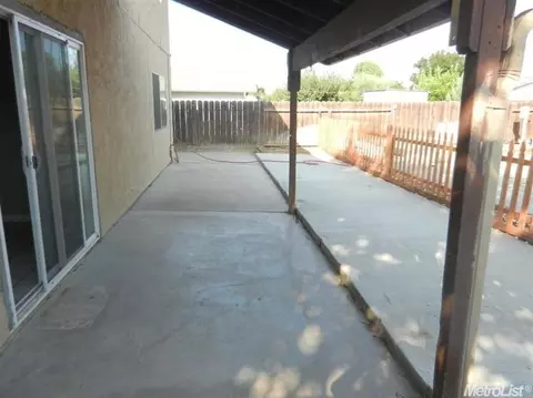915 Brentwood Ave, Gustine, CA 95322 photo 11
