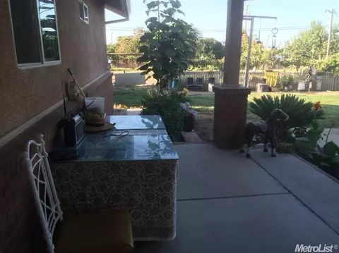 8260 E Keyes Rd, Hughson, CA 95326 photo 5