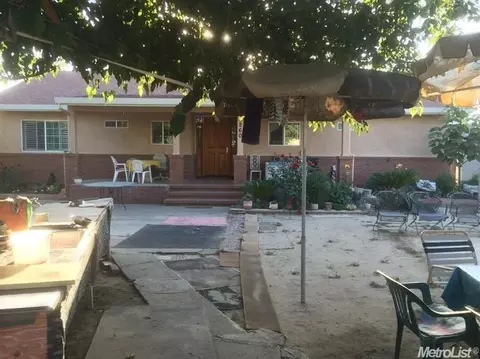 8260 E Keyes Rd, Hughson, CA 95326 photo 2