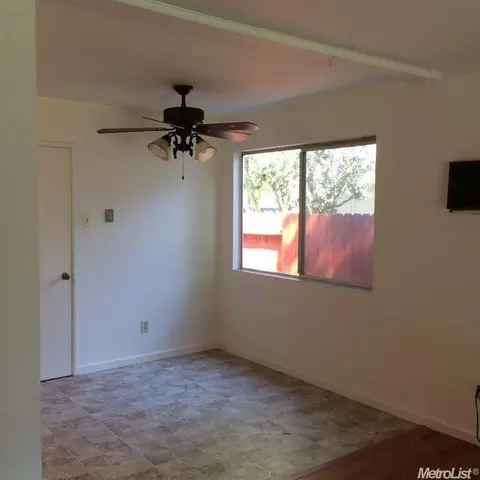 1922 Ayers Ave, Lodi, CA 95242 photo 9