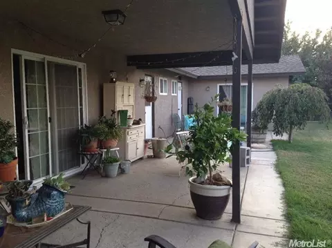 1718 Teak Ave, Merced, CA 95340 photo 4