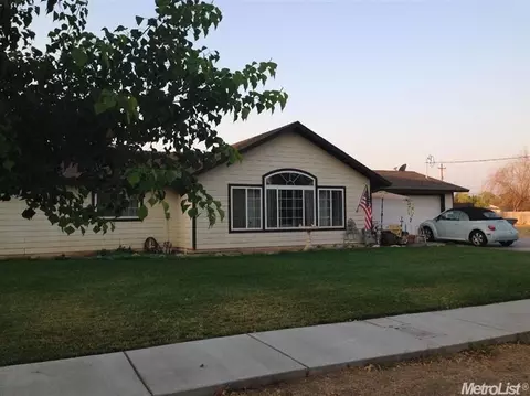 1718 Teak Ave, Merced, CA 95340 photo 2