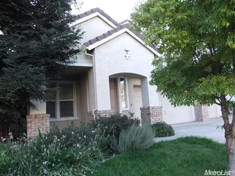 4209 Reunion Ct, Modesto, CA 95356 photo 2