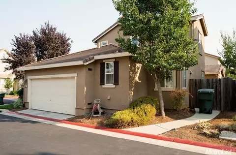 910 Courtyards Loop, Lincoln, CA 95648 photo 3