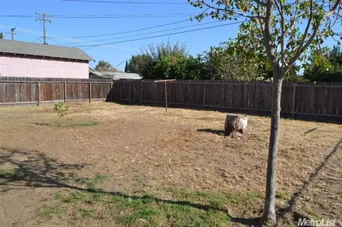 1510 Placer Ave, Modesto, CA 95358 photo 13