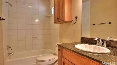 238 N Locust Ave, Ripon, CA 95366 photo 13
