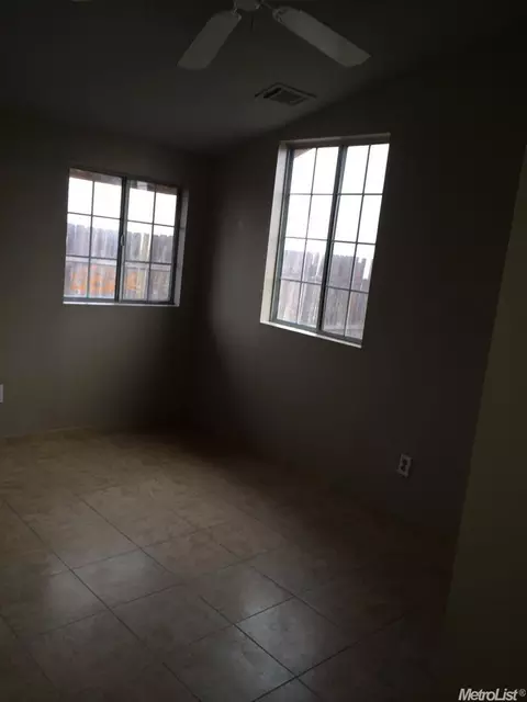 1328 Rita Mae Ave, Merced, CA 95341 photo 9
