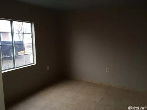 1328 Rita Mae Ave, Merced, CA 95341 photo 3