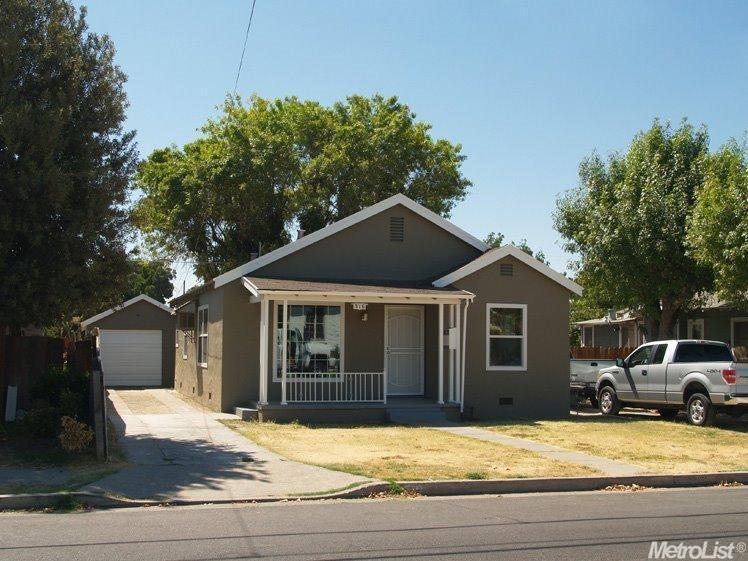 516 High St, Turlock, CA 95380 photo 1