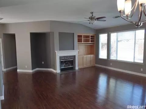 744 Monte Rosa Ln, Manteca, CA 95337 photo 4