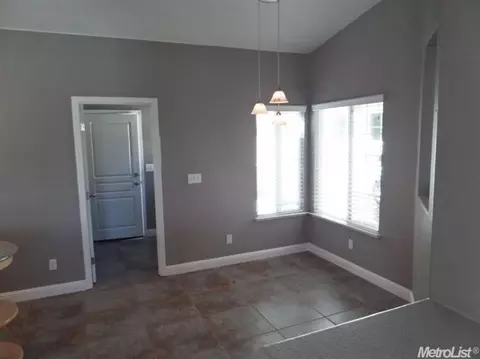 744 Monte Rosa Ln, Manteca, CA 95337 photo 7
